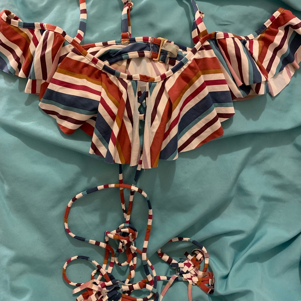 Montce Caletta bikini top